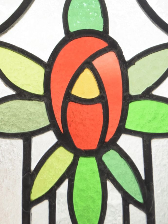 バラ模様が可愛いアンティークのステンド