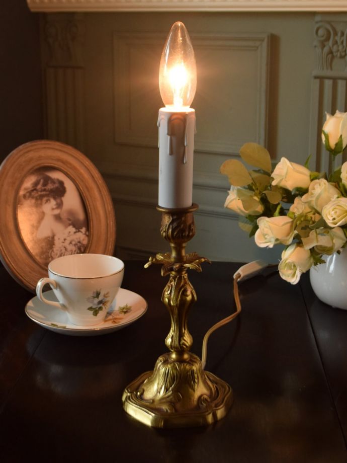 アンティークの照明、テーブルランプ