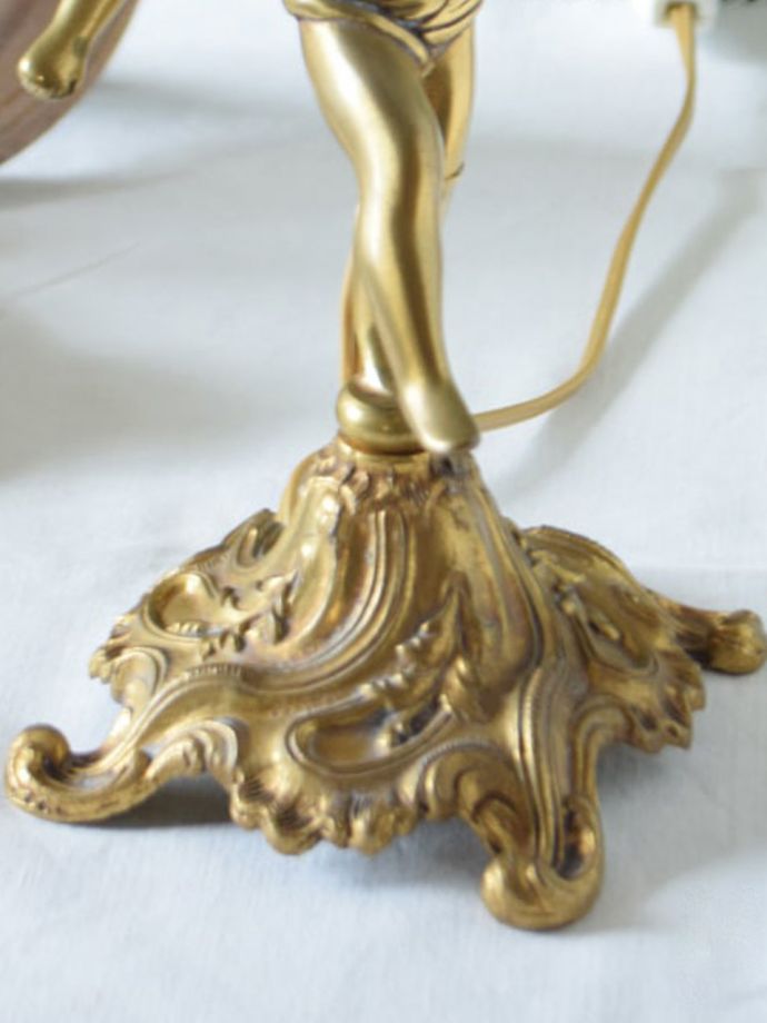 テーブルランプの土台