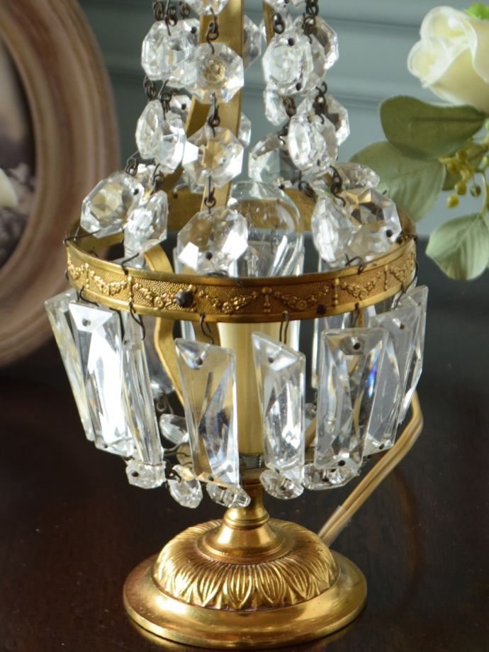 オーバーホウルしたテーブルランプ