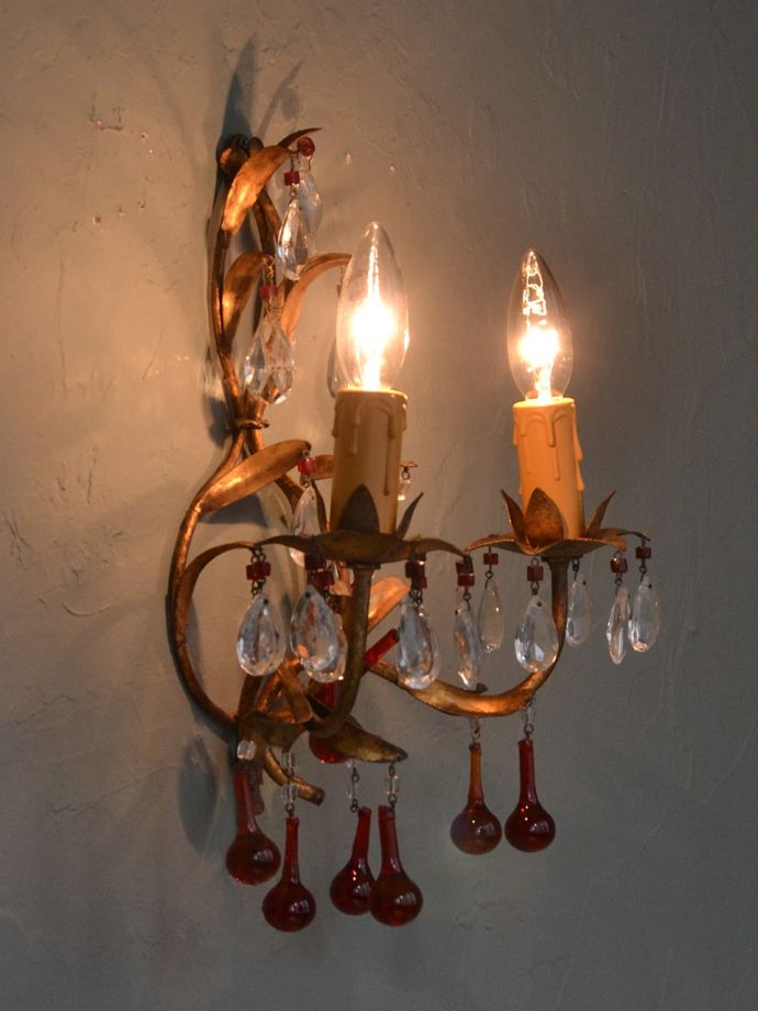 アンティークガラスの壁付け照明