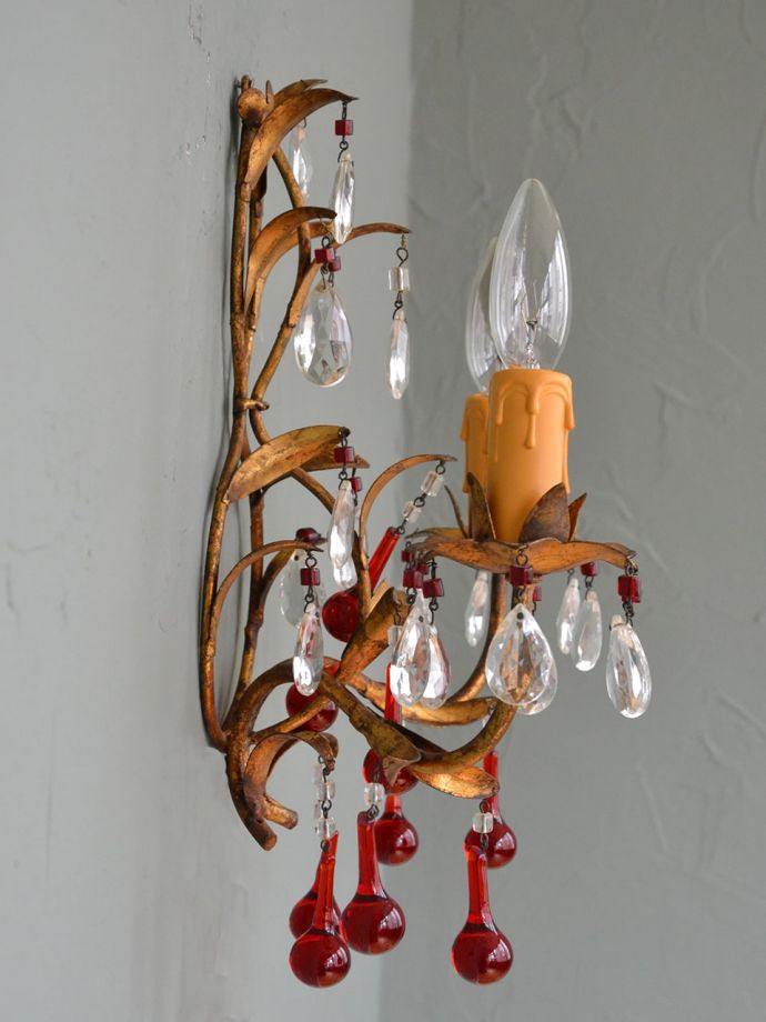 壁付けシャンデリアの側面