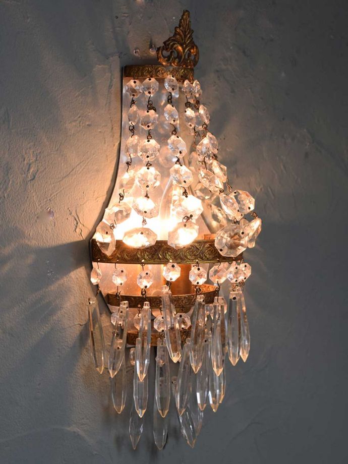 アンティークの壁付け照明