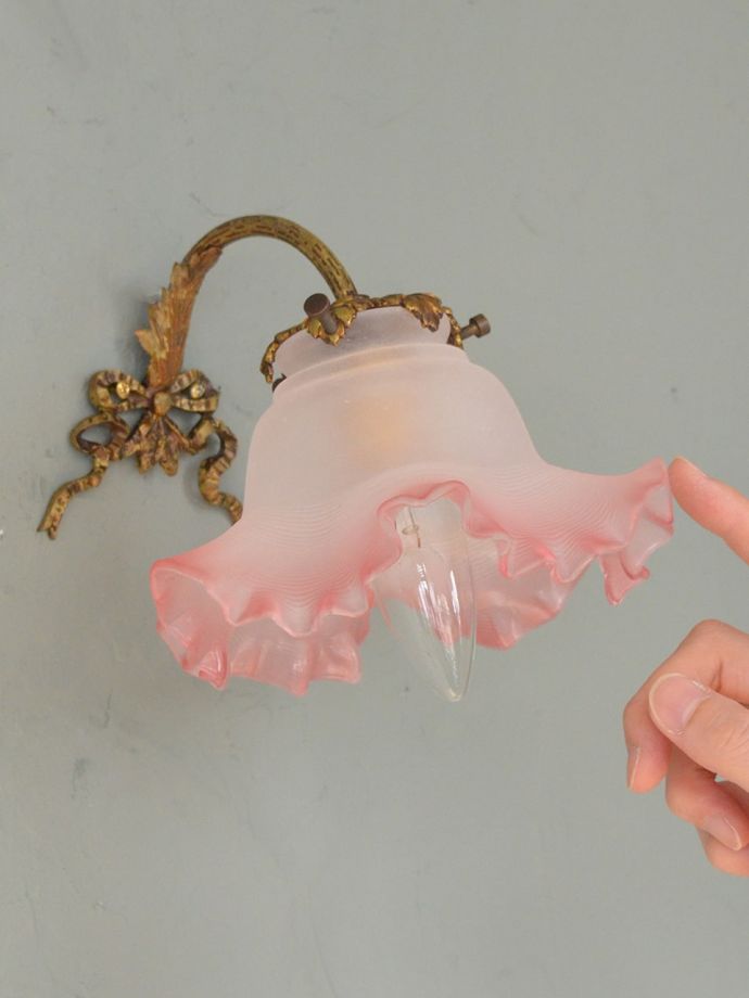 アンティークの壁付け照明