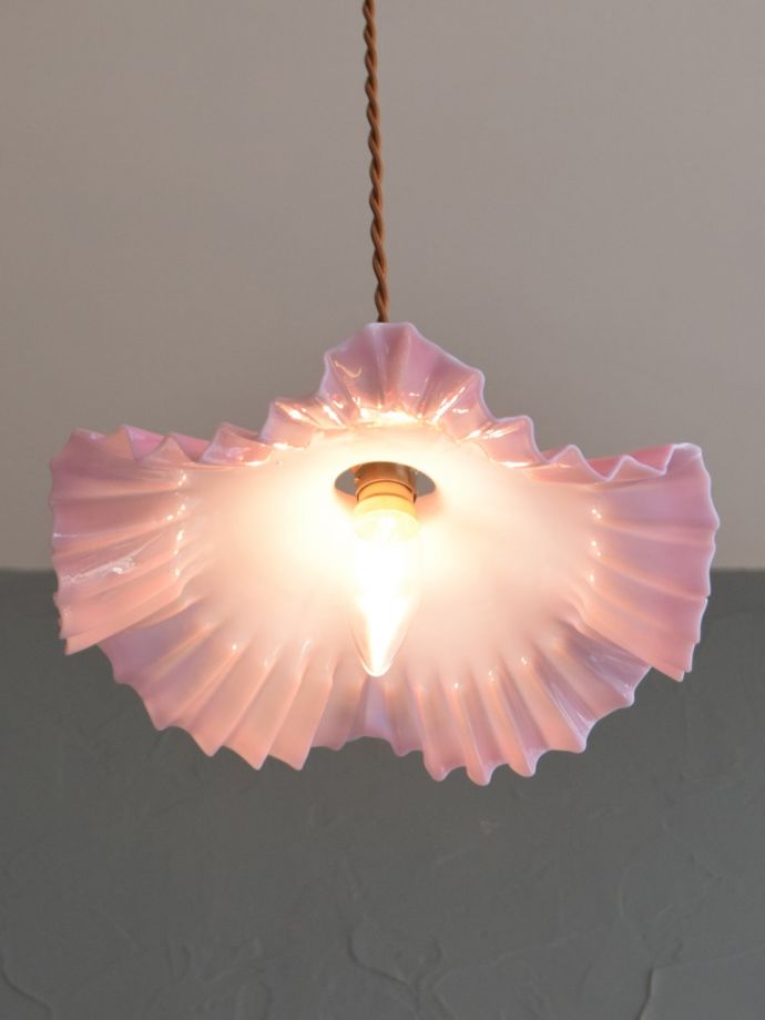 アンティーク照明の美しい灯り