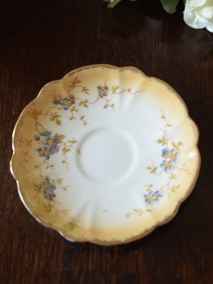 アンティークのおしゃれな食器