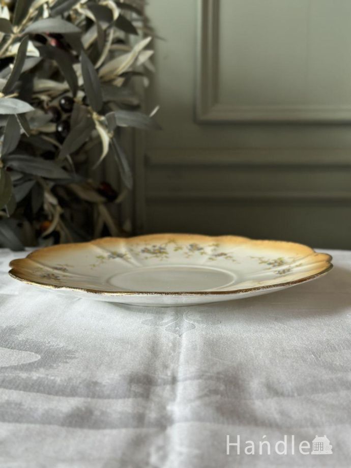 英国アンティークのおしゃれな食器