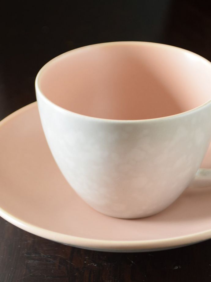 プール・ポタリーのビンテージカップ＆ソーサー