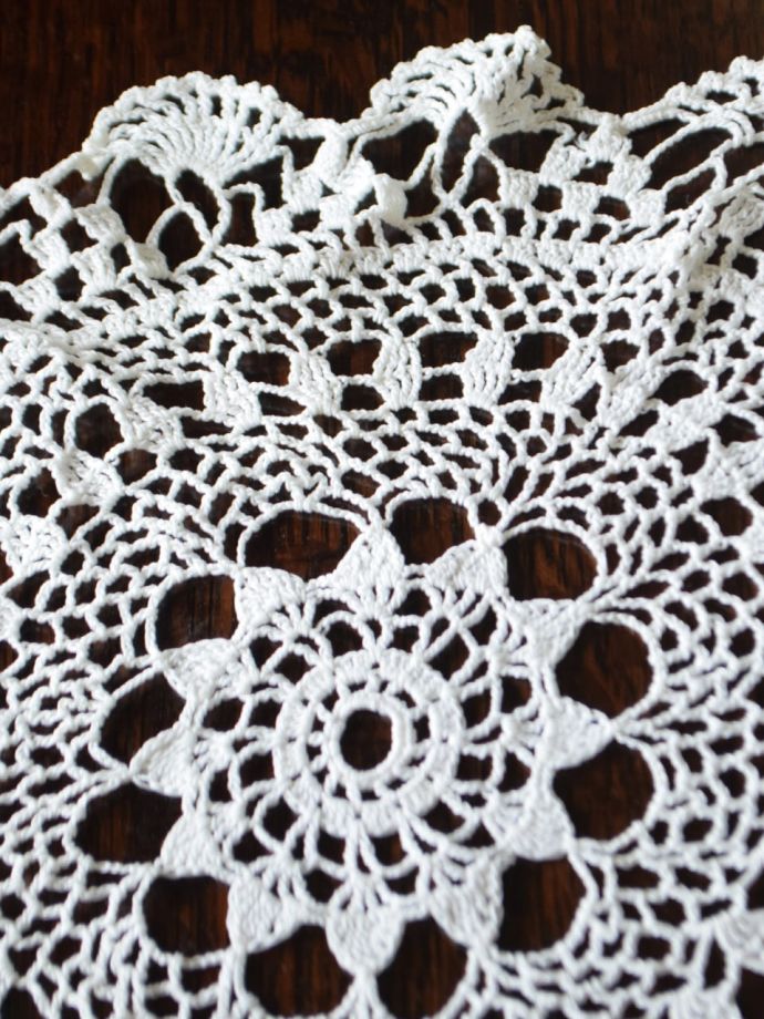 アンティークのドイリー