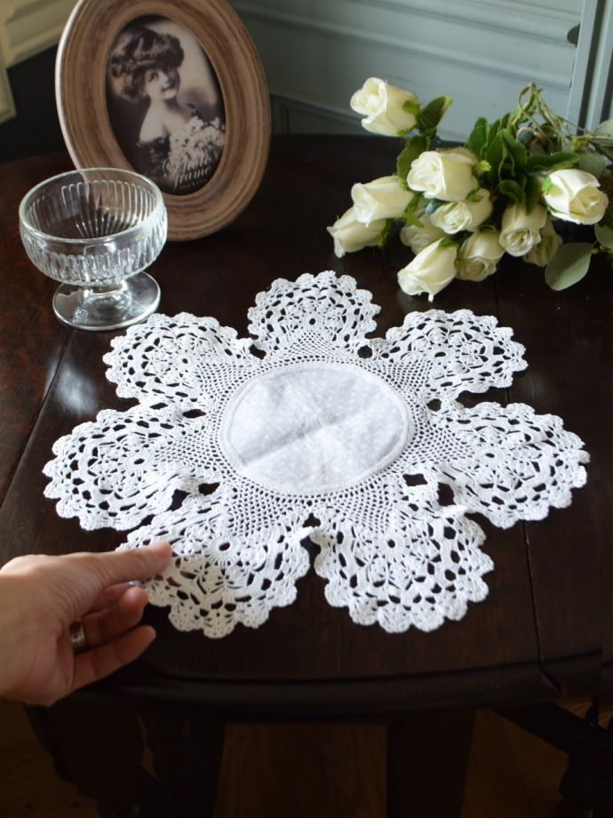 アンティークのレース