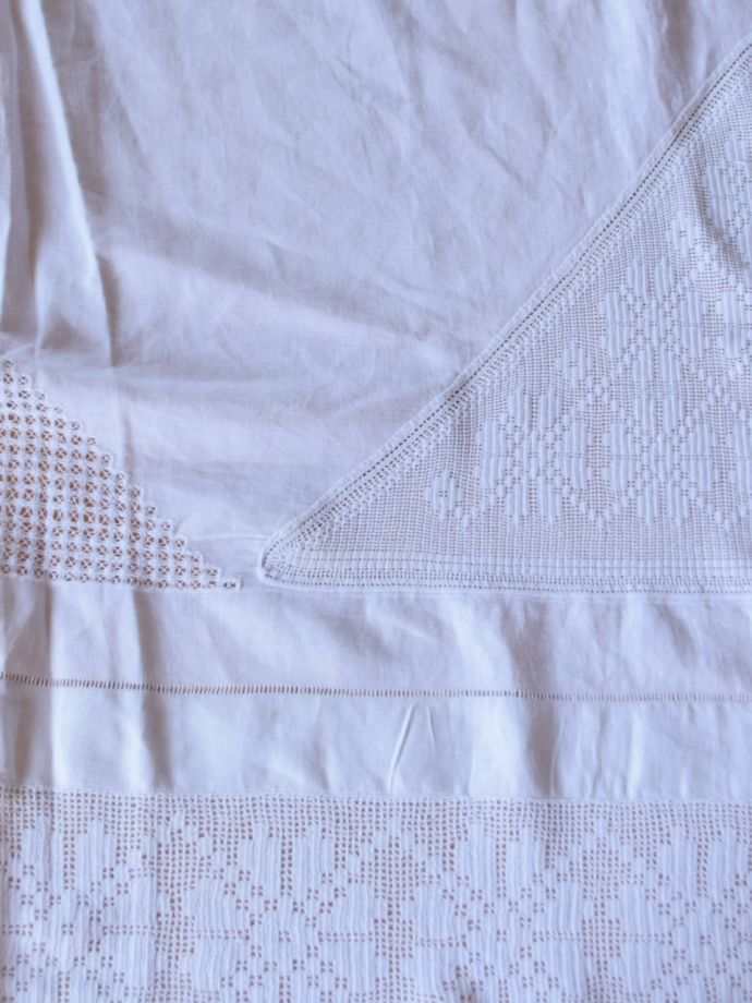 アンティークのクロス