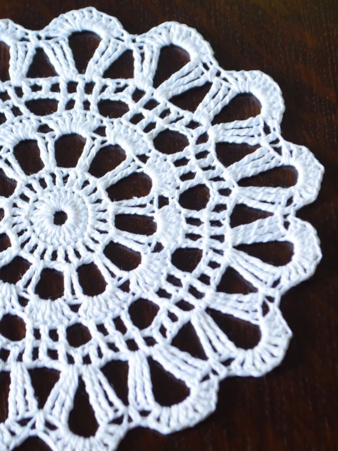 アンティークのドイリー