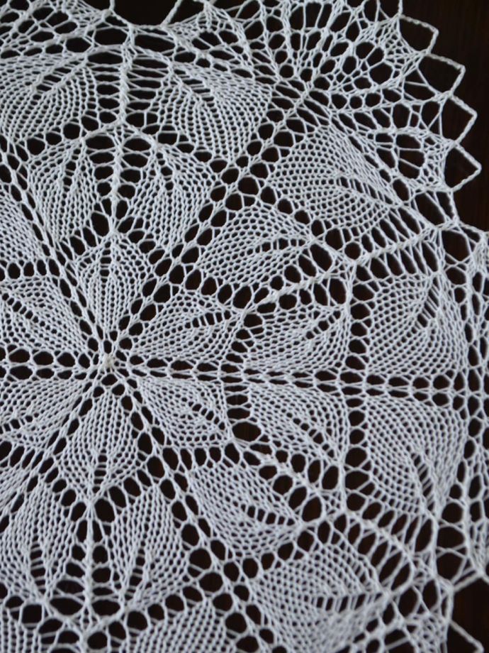 アンティークのドイリー