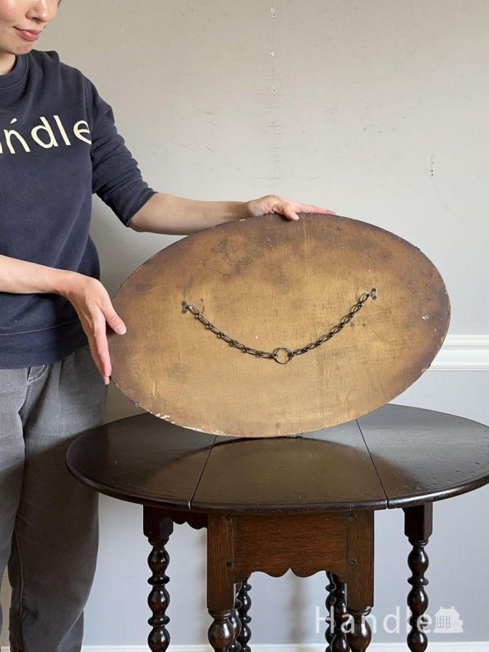 アンティークの鏡の裏