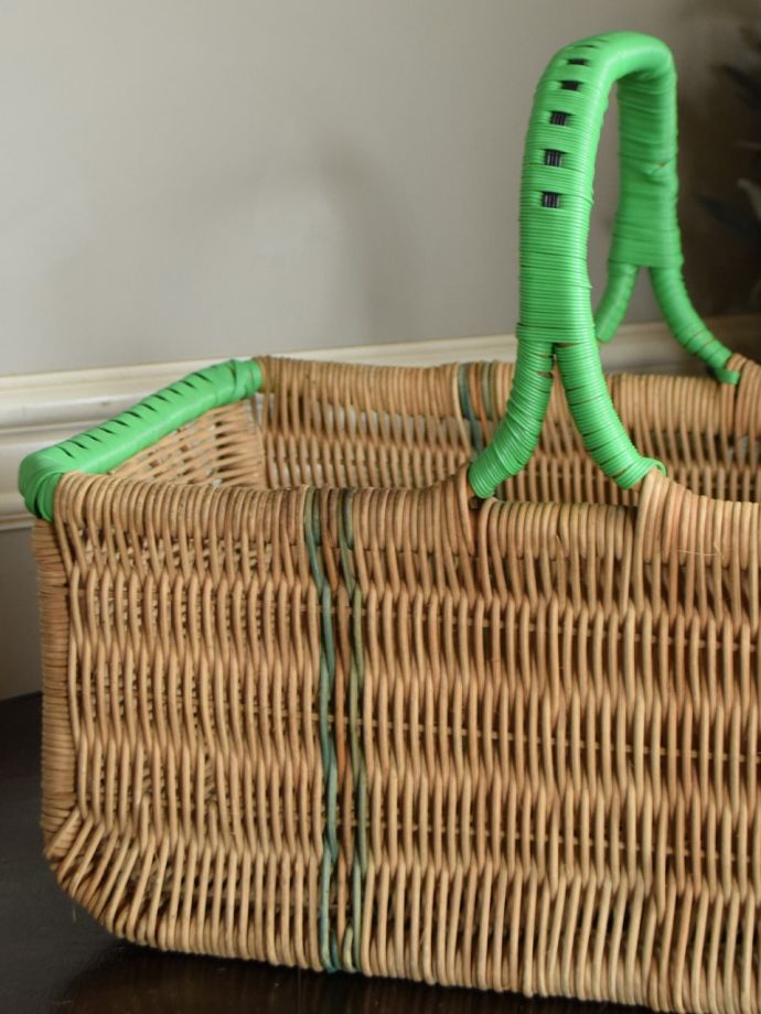 アンティークのバスケット