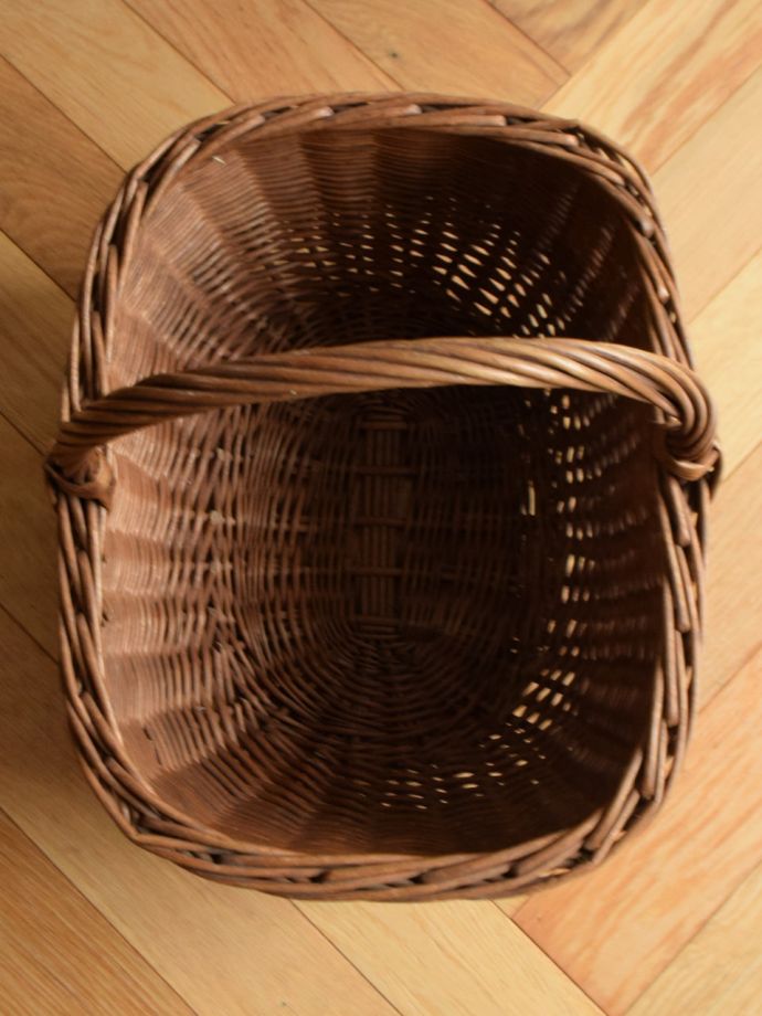 バスケットの中