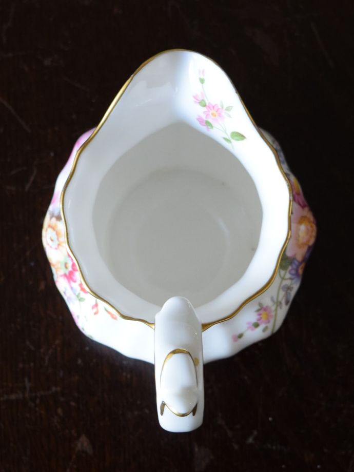 英国アンティークのおしゃれな食器