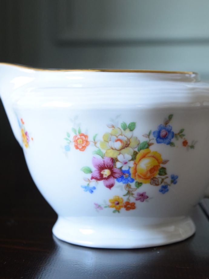 アンティークのミルクピッチャー