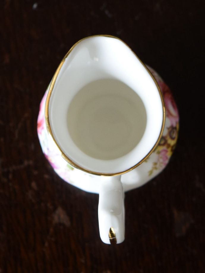 英国アンティークのおしゃれな食器