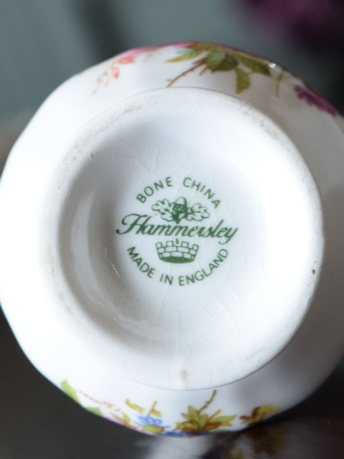 ミルクポットのバックスタンプ