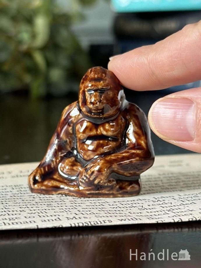 WADE社のビンテージ陶磁器