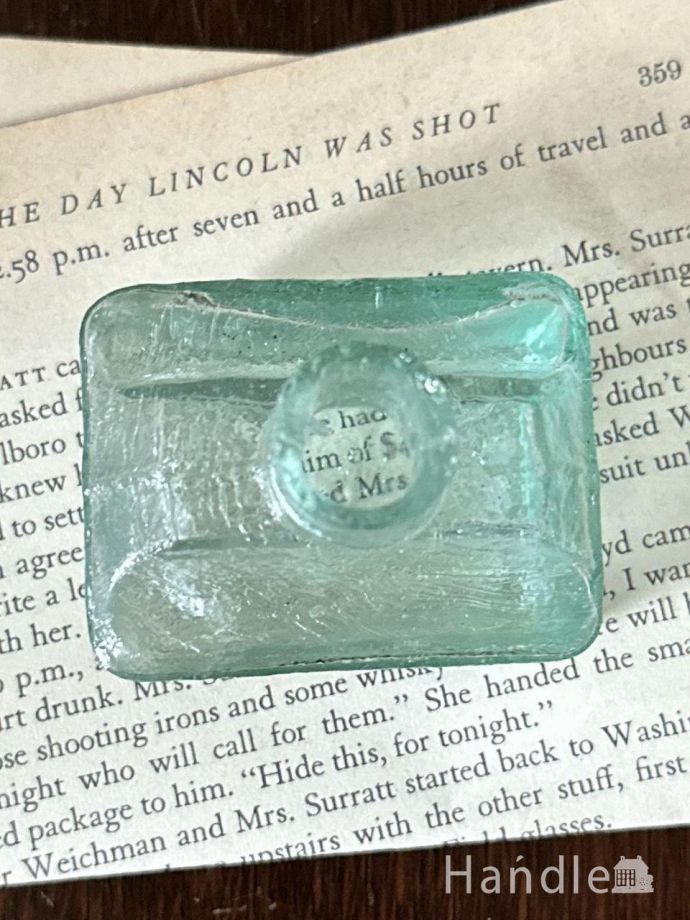 おしゃれなアンティークガラス雑貨