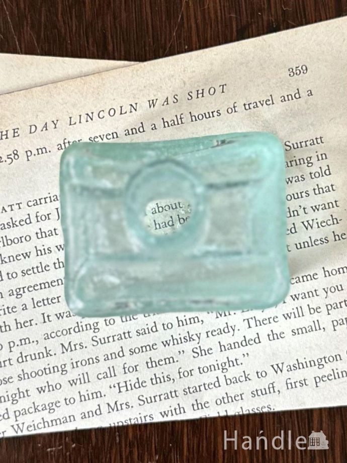 おしゃれなアンティークガラス雑貨