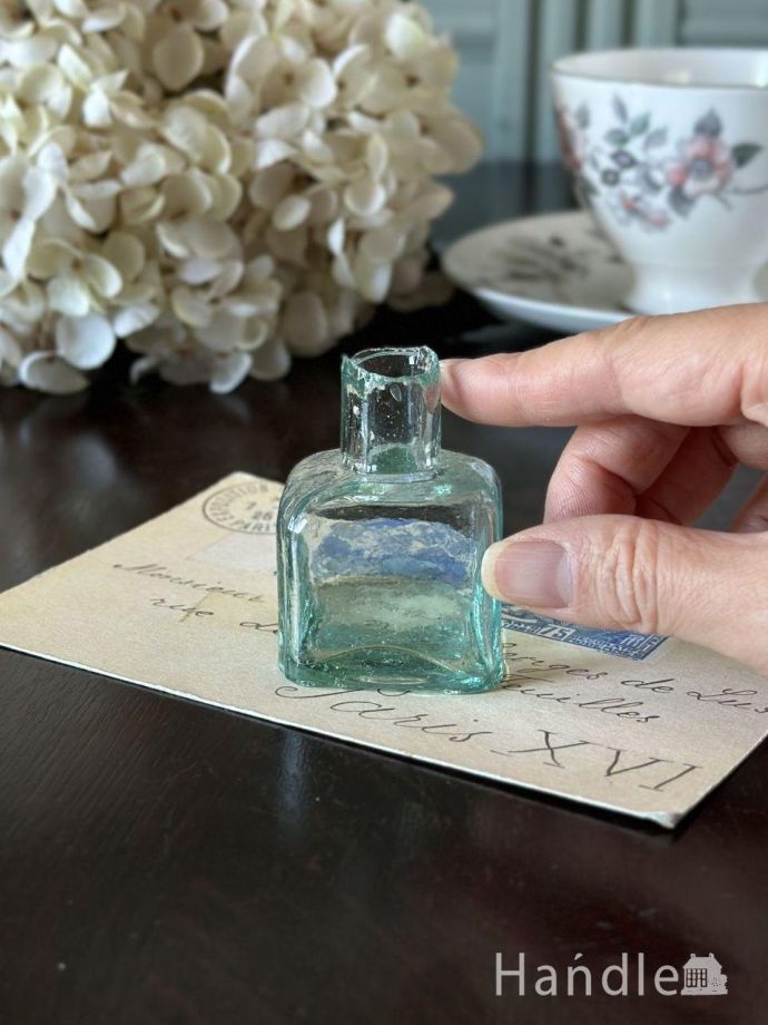 アンティークのガラス雑貨