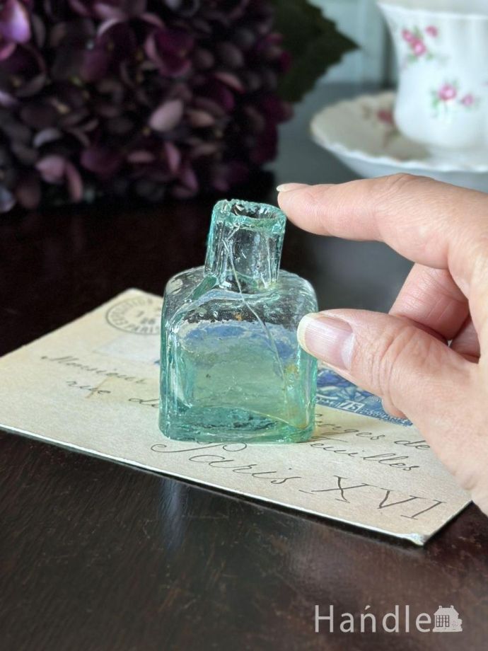 アンティークのガラス雑貨