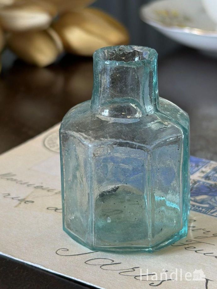 アンティークガラスのインク瓶