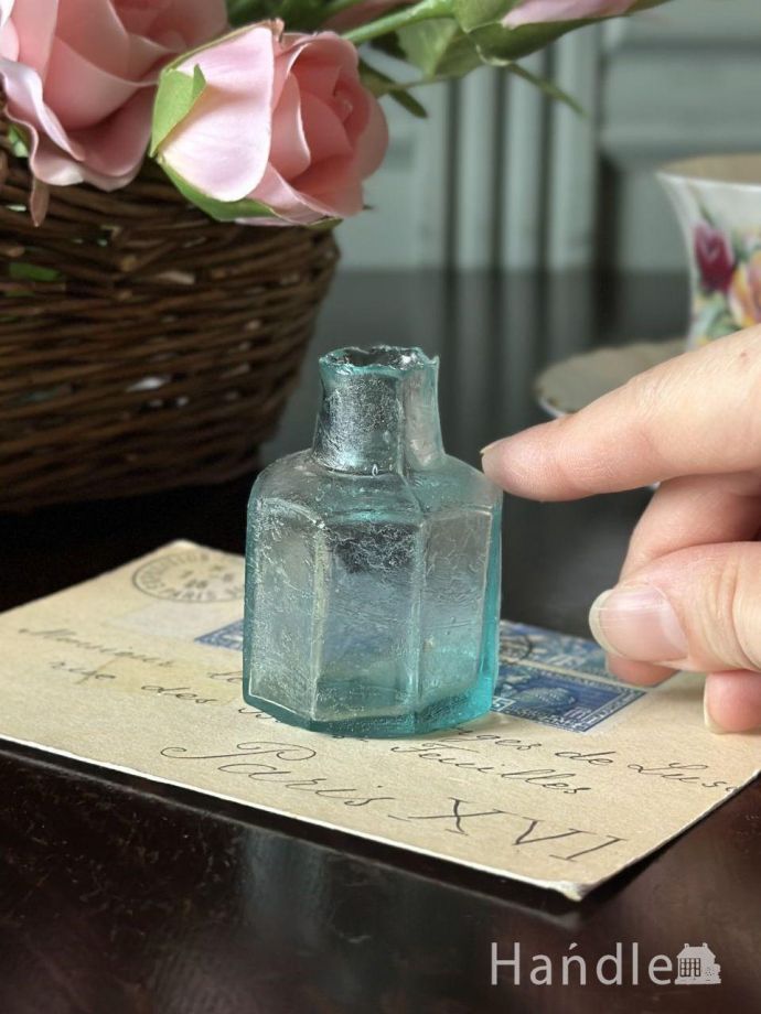 アンティークのガラス雑貨