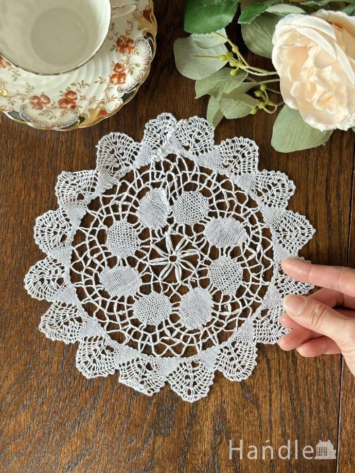 アンティークのレース