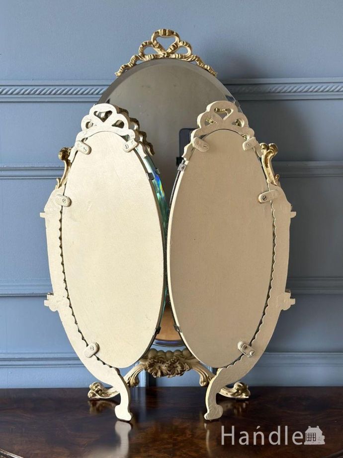 アンティークの三面鏡