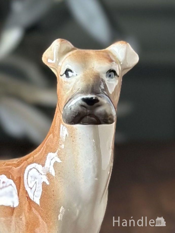 アンティークのフィギュリン