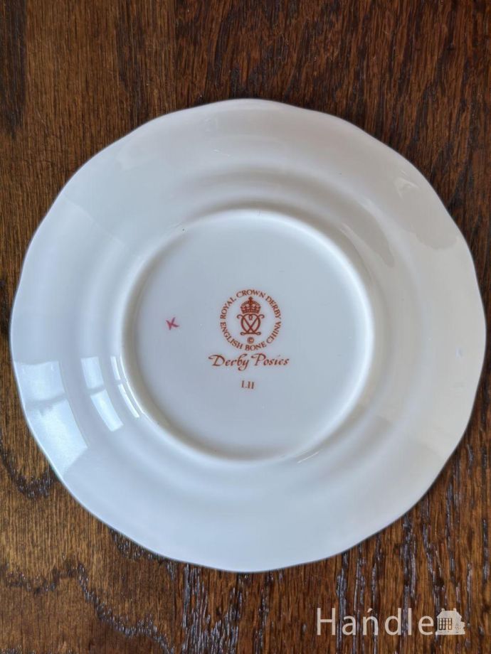 プレートの後ろ