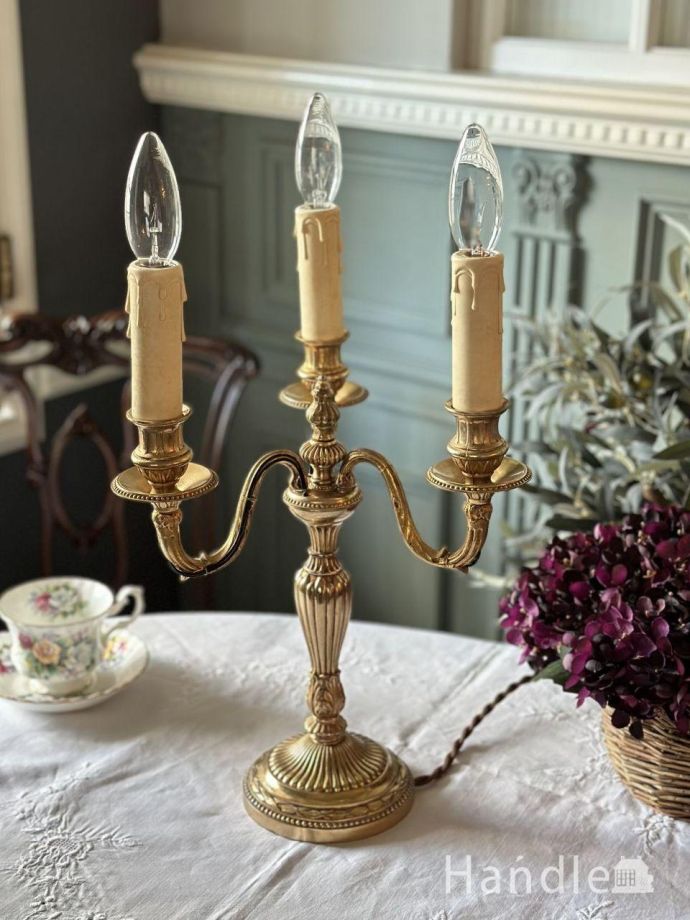 アンティークの照明、テーブルランプ