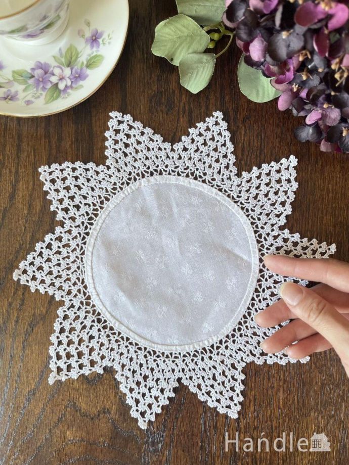 アンティークのレース