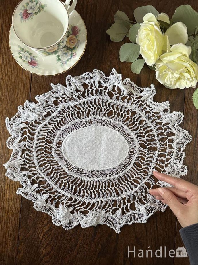 アンティークのレース