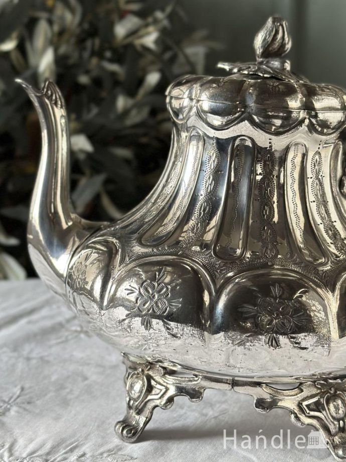 アンティークのシルバーの装飾