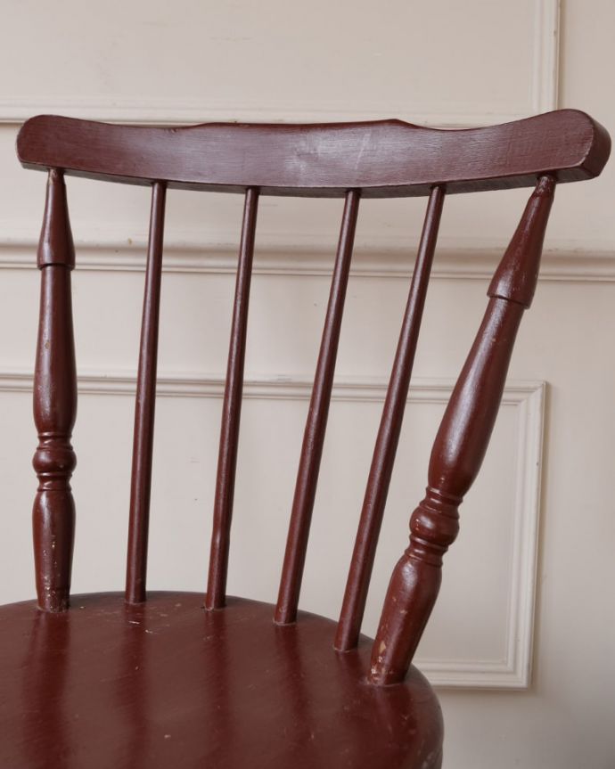 キッチンチェア アンティーク チェア イギリスから届いたペイントの色が可愛いアンティークのキッチンチェア。お部屋のアクセントに可愛い色のペイントヨーロッパではインテリアのアクセントになる色は気分に合わせて塗り替えるのが当たり前。(d-862-c)