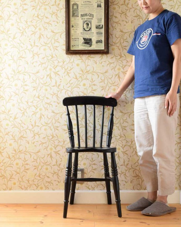 キッチンチェア アンティーク チェア イギリスで見つけたかっこいいペイント仕上げのアンティークのキッチンチェア。思わずほっこりしちゃう、ぬくもりある可愛いデザイン見た目が可愛いキッチンチェア。(d-927-c)