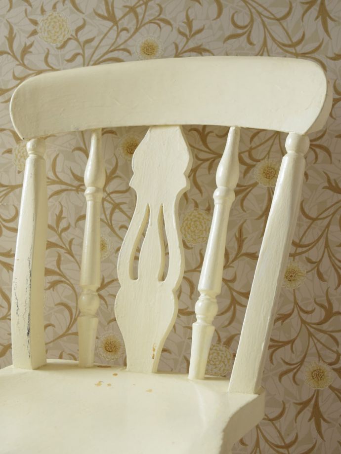 アンティークチェアの背も