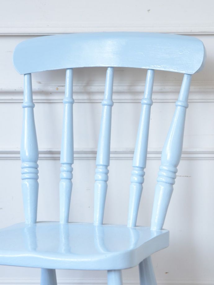 アンティークチェアの背もたれ