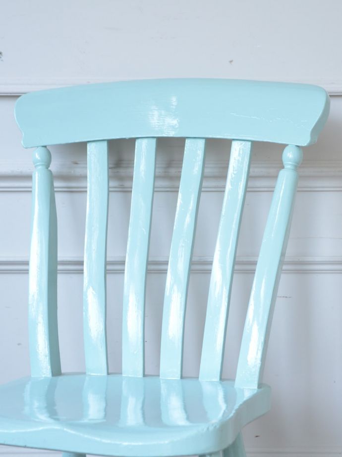 アンティークチェアの背もたれ