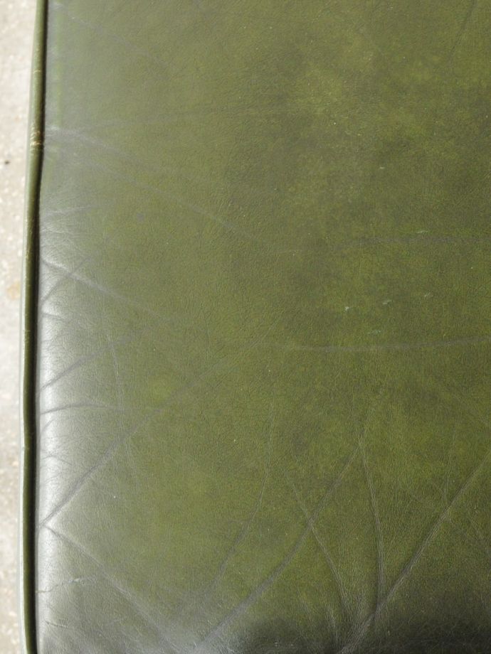 チェスターフィールドの座面