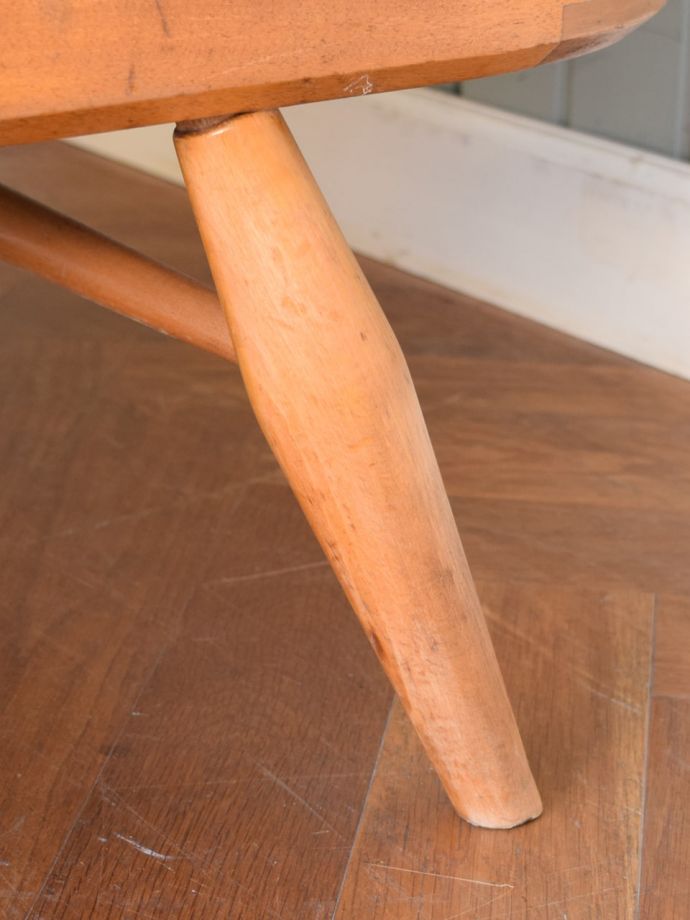 アーコールチェアの脚