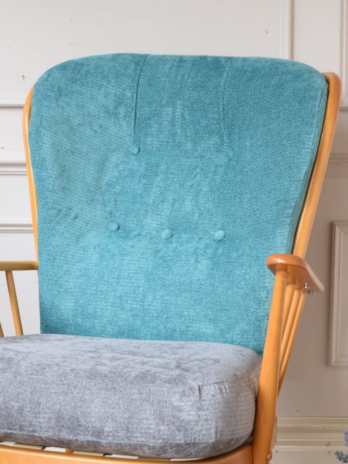 アーコールチェアの背もたれ