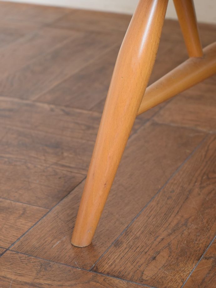 アーコールチェアの脚