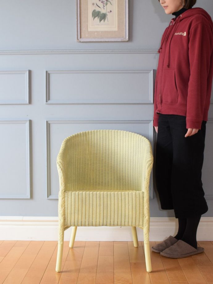 アンティークのロイドルームチェア