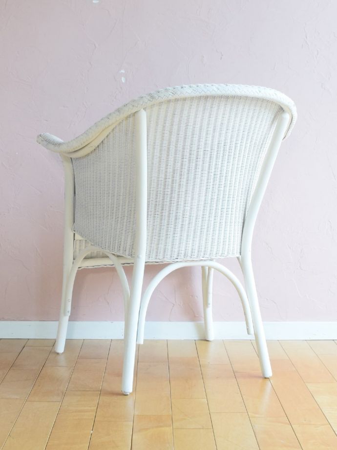 ロイドルームチェアの後ろ姿